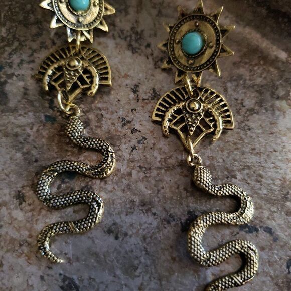 New! Artisan Goddess Snake Earrings - Picture 9 of 15
